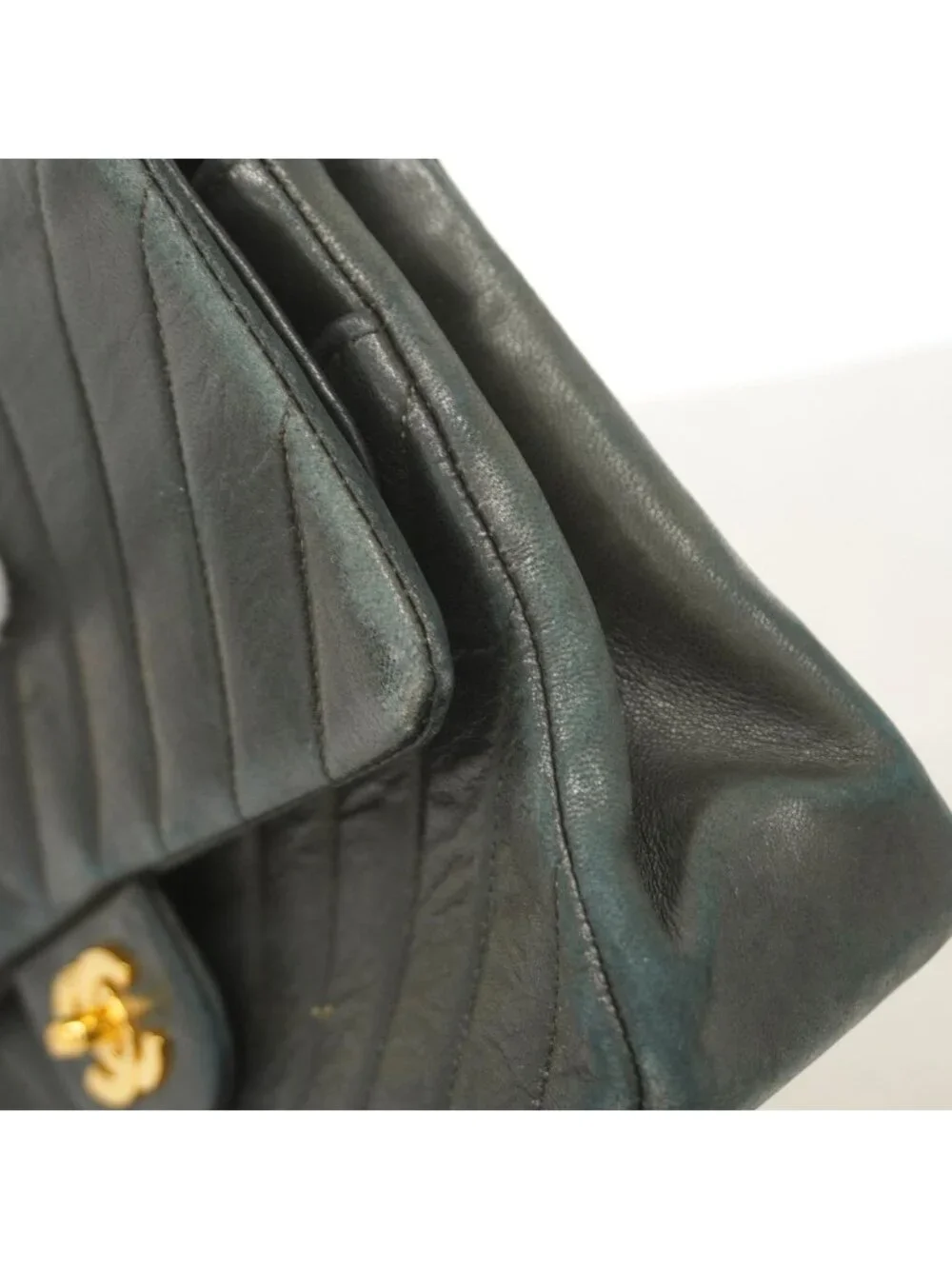 Chanel Shoulder Bag V-stitch Lambskin Black Gold